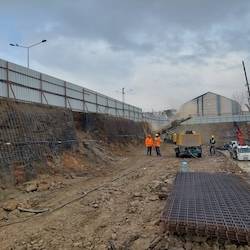 Shoring Works - Wire Mesh Installation